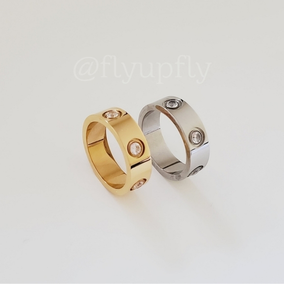 Ring 18k Gold Filled Stainless Steel Ring - Picture 1 of 11